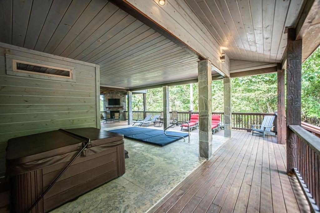 Merlot Mountain - Heated Spa Pool And Hot Tub! Cabin 布罗肯鲍 外观 照片